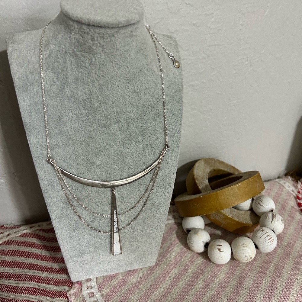 Stella & Dot Swag Collar Necklace silver-tone chains white reversible pendant